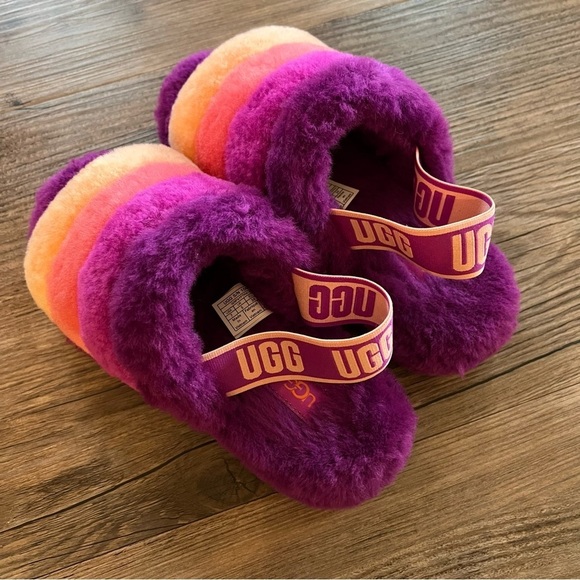 UGG BERRYLICIOUS MULTI FLUFF YEAH SLIDE Size 7 - Picture 3 of 5